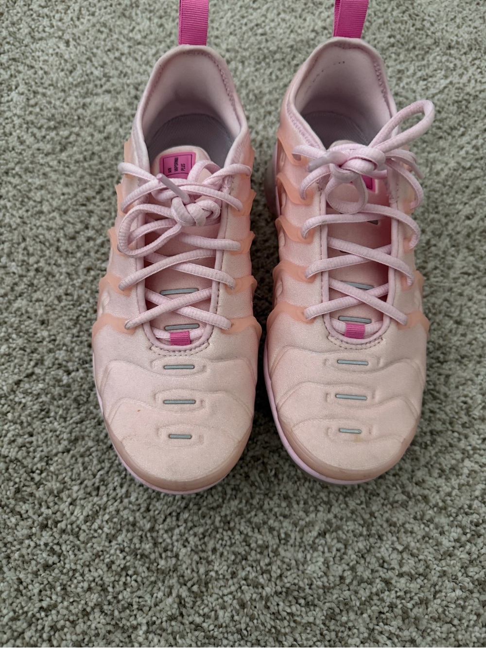 Nike Women's Light Pink Lace-Up Sneakers